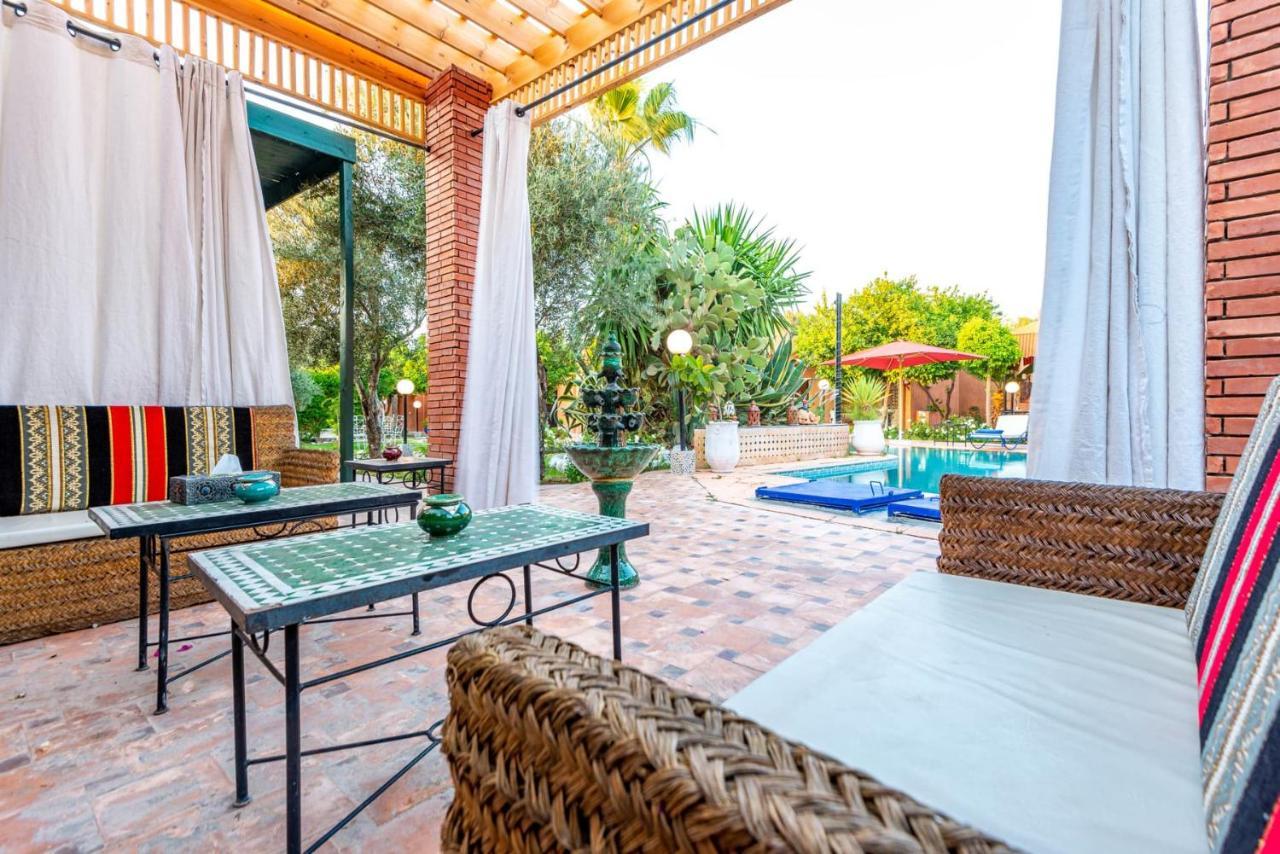 Couette-café Gardens Diafa *